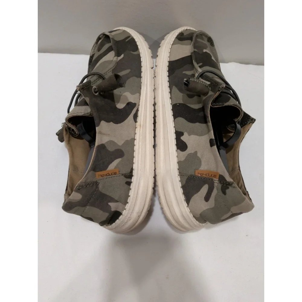 Hey Dude Wendy Camo Womens 9 Green Camouflage Canvas Slip On Loafers 121417003